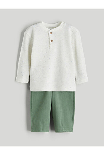 LC Waikiki Leave Your Style with Us |   Crew Neck Baby Boys T-Shirt and Shorts 2-Piece Set
