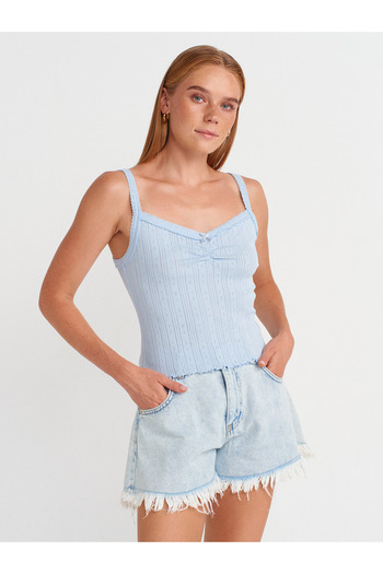 Dilvin 21073 Bow Detailed Strap Top-Light Blue