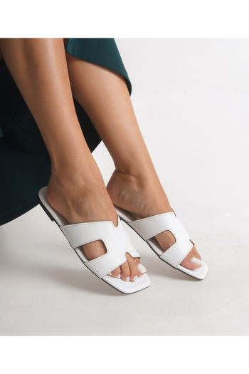 EVEREST SHOES White Flat Bottom Summer Women's Slippers