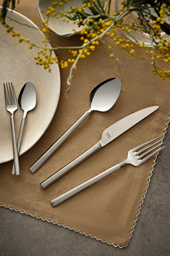 Hisar Milano 84 Piece Cutlery Set for 12 Persons
