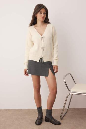Trendyol Collection Ecru Stone Bow Button Soft Textured Knitwear Cardigan Twoaw26Hi00015