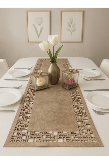 Ergüven Home Milky Brown Suede Fabric Runner 40x140 cm Μήκος τραπεζιού - Γεωμετρικό τετράγωνο σχέδιο