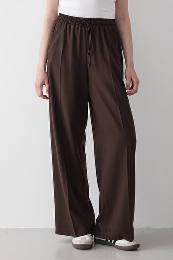 JASTE Women's Bitter Brown Elastic Waist Wide Leg Palazzo Trousers