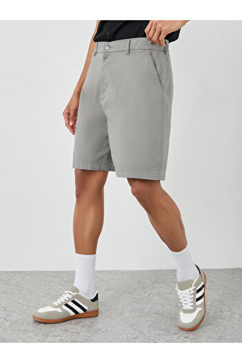 Styli Men Grey Regular Twill Chino Shorts
