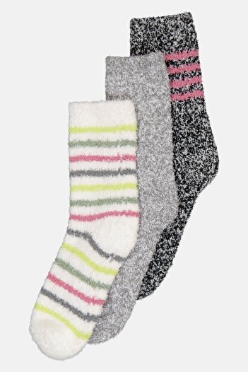 Steve Madden Women 3 Pairs Textured Crew Socks, Multicolor