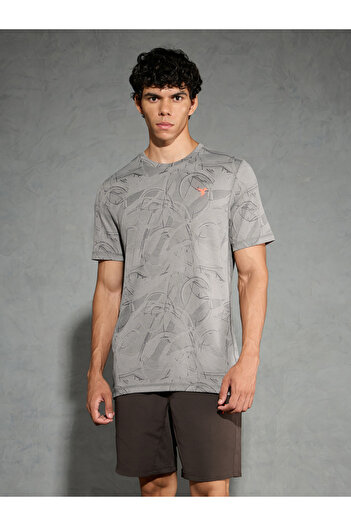 Technosport By Styli Men Jacquard Slim Fit Crew Neck T-Shirt