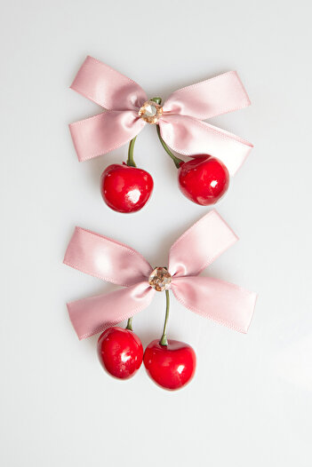 Fulla Moda Girl's Buckle with Bow and Cherry Figure