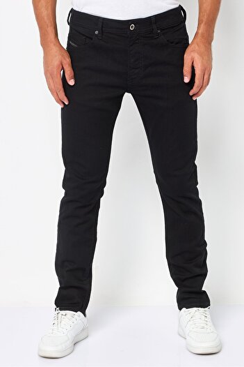Diesel Men Slim Fit Plain Stretchable Jeans, Black