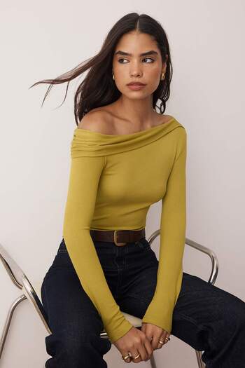 Trendyol Collection Olejově zelená asymetrická halenka s límečkem přiléhavá/na tělo TWOAW26BZ00099