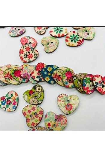 beyna aksesuar Wooden Painted Heart 2 cm Two Holes Mixed Color Button 1 Pack 6 Pieces