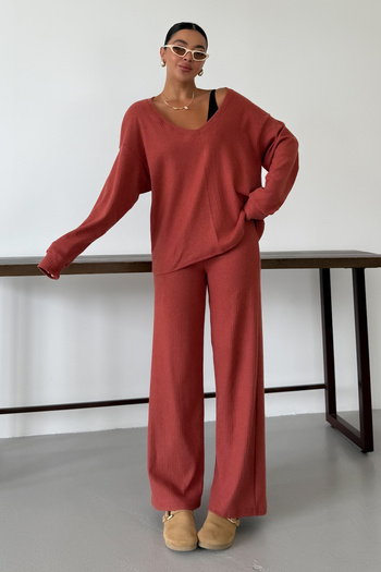 MODAGEN Set de pantaloni largi cu decolteu în V și mâneci lungi pentru femei