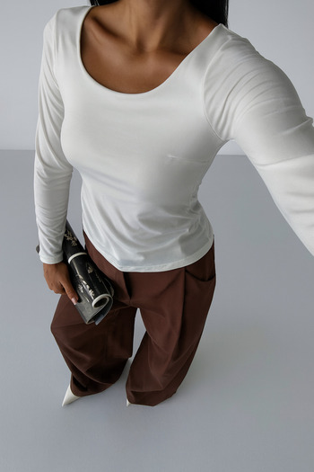 Cuyka U Neck Long Sleeve Sandy Fabric Blouse