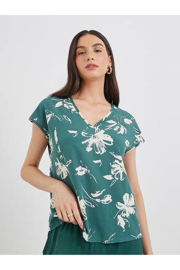 Styli Green Floral Print Blouse and Pants Co-Ords