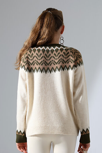 ALCHON Round Neck Long Sleeve Jacquard Panelled Soft Textured Winter Basic Stylish Knitwear Sweater