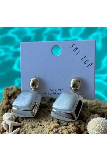 İNN JEWELLERY Steel Earrings Tarnish Resistant Antiallergic Baguette Figured (2 Years Importer Warranty)