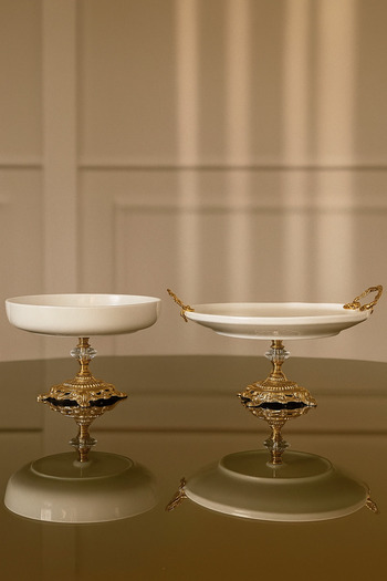 Sillage Home Luxury Porcelain Presentation Plate and Bowl Set – Gold Metal Legs