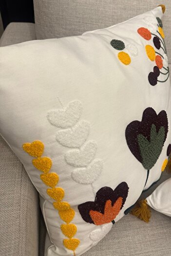 SİMEREV HALI HOME CONSEPT Punch Embroidered Cream Fabric Tasseled 1 Piece Throw Pillow Case Modern Bohemian Pattern Case