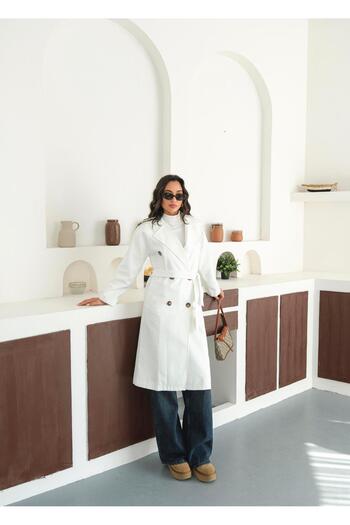 FERZOLAİO Oversize Belted Buttoned White Trench Coat