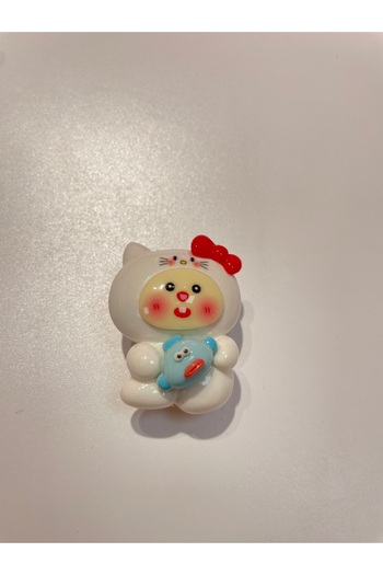 La She Accessories Porcelain Kitten Object White Color Latch Buckle
