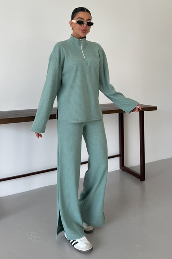 MODAGEN Women's Mint Green Half Zipper Stand Collar Sweatshirt with Bottom-Top Pants Suit