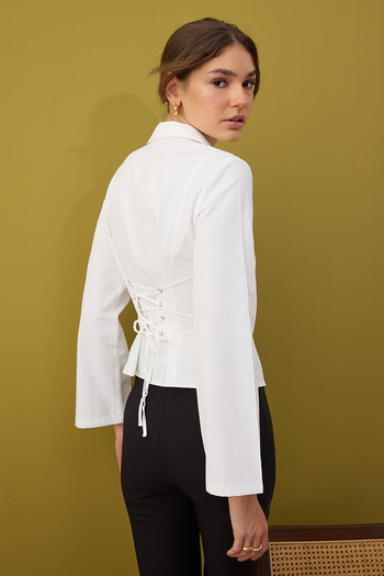 Trendyol Collection Ecru Corset Detailed Fitted Shirt Twoaw26Go00055