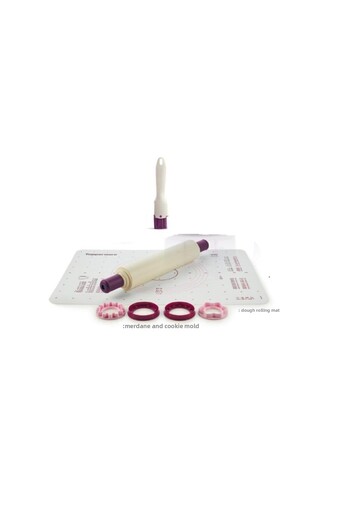 Tupperware Dough Opening Mat+strawberry+egg Brush