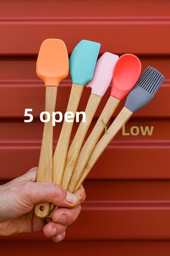 Gülçin Yalçın Silicone Wooden Handle 5-Piece Cake Preparation Set Spatula Oil Brush