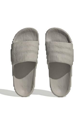 adidas HQ4670-K Adılette 22 Papuci de damă gri