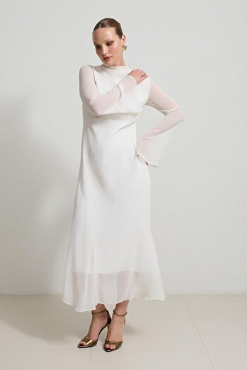 Setre Cream Full Fit Comfortable Cut Neck and Hem Detailed Dress