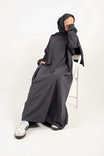 Vauva Hijab Suit - One Size Stylish Combination