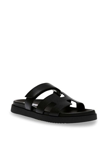 Steve Madden Womens Mayven Black Flat Sandals
