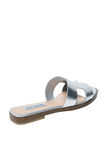 Steve Madden Womens Paven Silver Flat Sandals