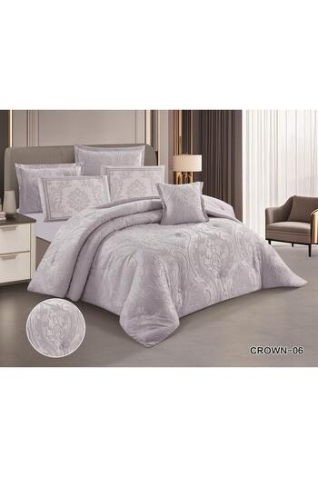 SNOOZYL A luxurious royal bridal bedspread with a luxurious embroidered design to add beauty and elegance to your room decor.
