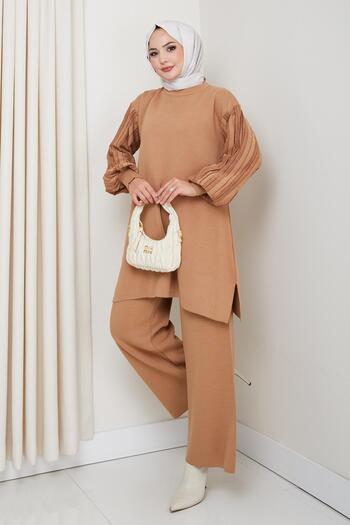 BisuModa Σετ τουνίκ με λεπτομέρεια από πλεκτό παντελόνι με λαβή και λεπτομέρεια από πλέγμα