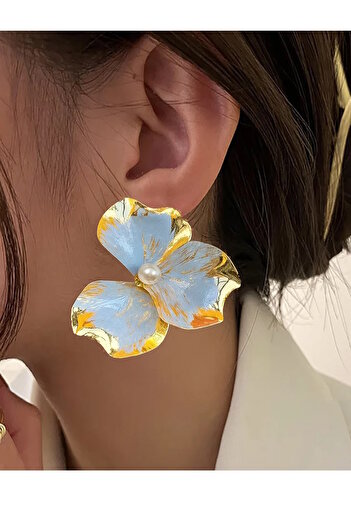 CAŞ DEKORASYON Gold Color Flower Figured Pearl Earrings (Pair)