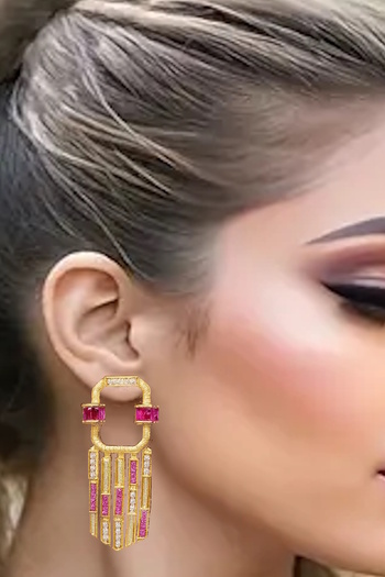 CAŞ DEKORASYON Gold Color Rhinestone Earrings (Pair)