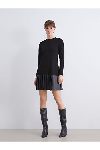 LC Waikiki Crew Neck Pleated Mini Dress