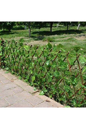 Yatai Expandable Wooden Fence With Artificial Faux Plant Leaves Green/Brown