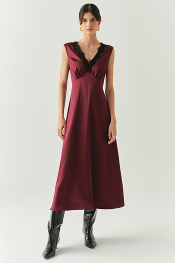 Exquise Regular Satin Midi Cherry Dress with Lace Collar Detail
