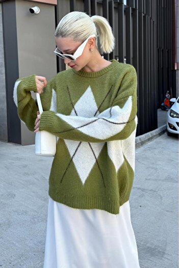 Madmext Oil Green Crew Neck Diamond Pattern Women's Sweater Mg2471