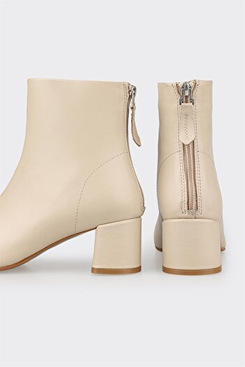 Elle Shoes Ekru Deri Kadın Klasik Bot