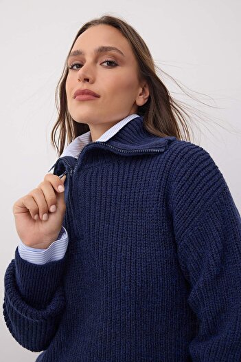 Trendyol Collection Wardrobe Essentials Pulover din tricot cu textură moale bleumarin | TWOAW26KZ00180