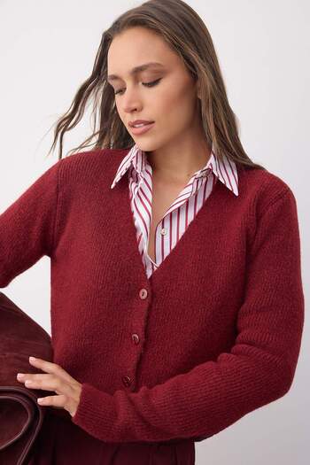 Trendyol Collection Wardrobe Essentials Burgundy Crop Button Detailed Soft Textured Wool Knitwear Cardigan |   Twoaw26Hi00013
