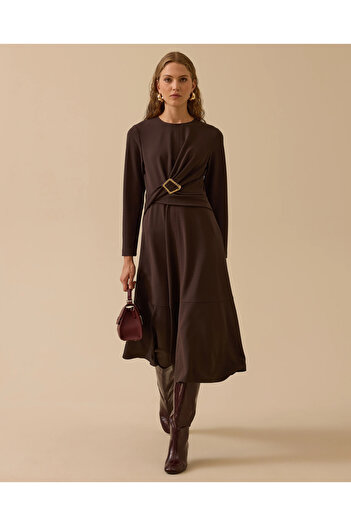 SEÇİL Buckle Waist Detailed Midi Dress
