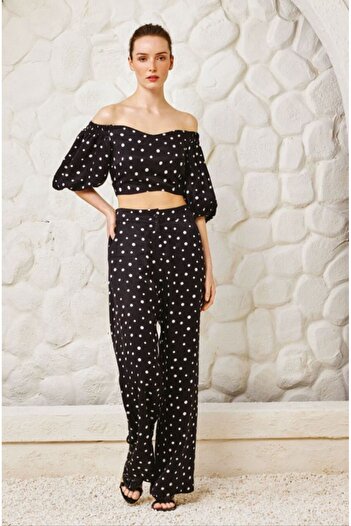 Unique Puantie patterned blouse