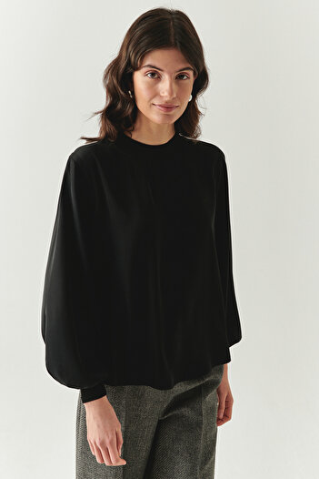 Exquise Long Sleeve Ribbed Crew Neck Regular Black Blouse