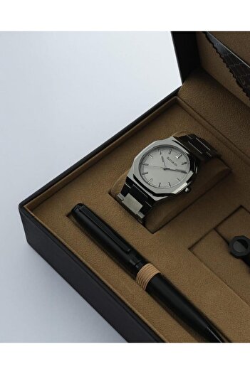 Arkaan Distinctive men's gifts: pen, cufflinks, and watch