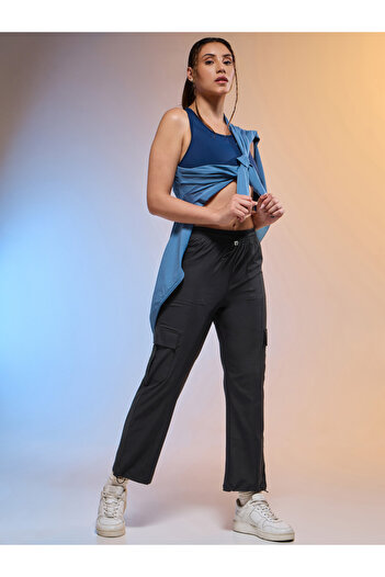 Technosport By Styli Women Solid Slim Fit Sports Cargo Track Pants