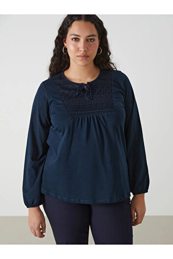 LC Waikiki Lcw Grace Tie Collar Embroidered Blouse