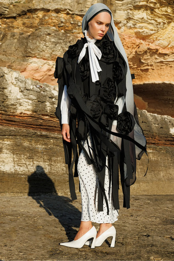 Mooncorn Gradient Muslin Shawl Smoke
